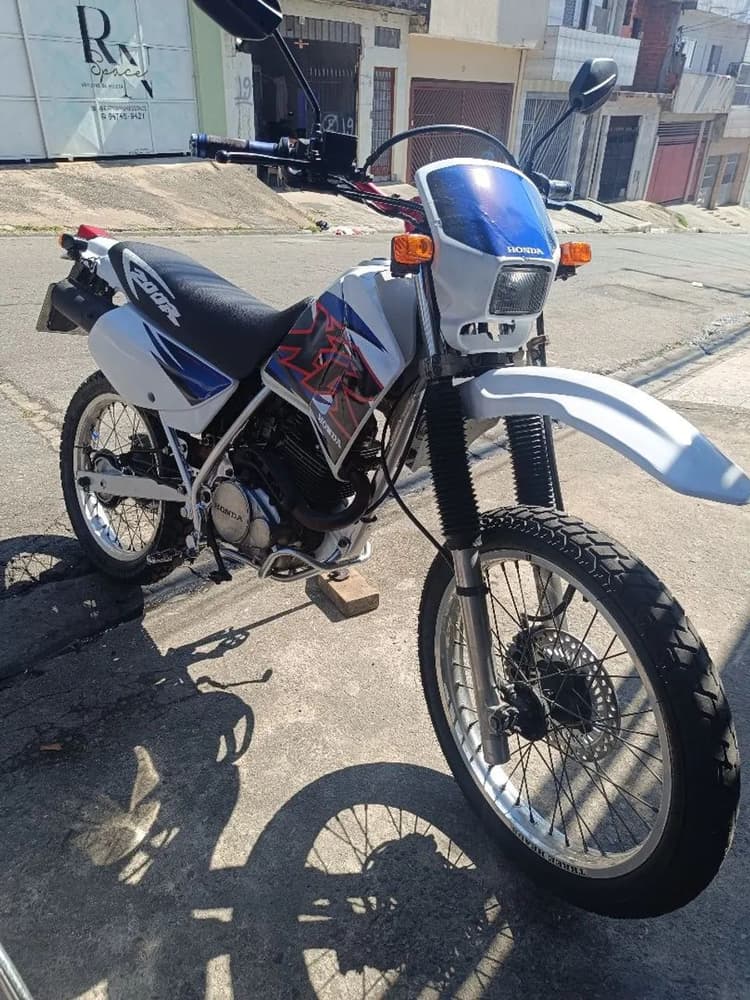 XR 200r