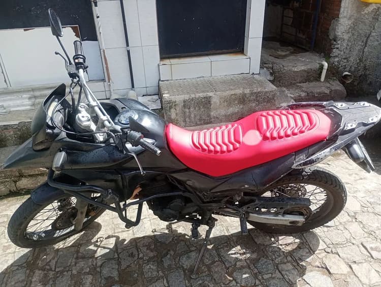 Xre 300 2015