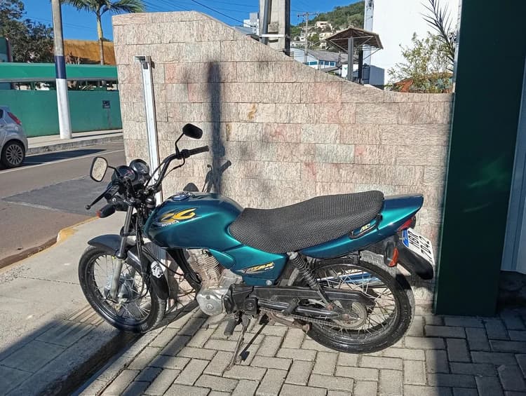 TITAN 125 KS