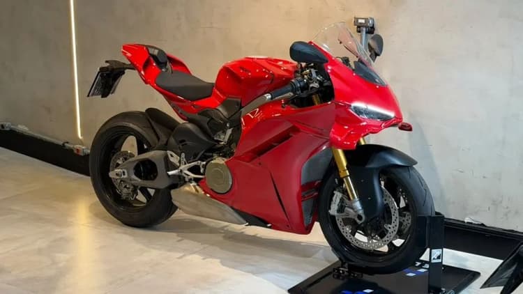 DUCATI PANIGALE V4 S