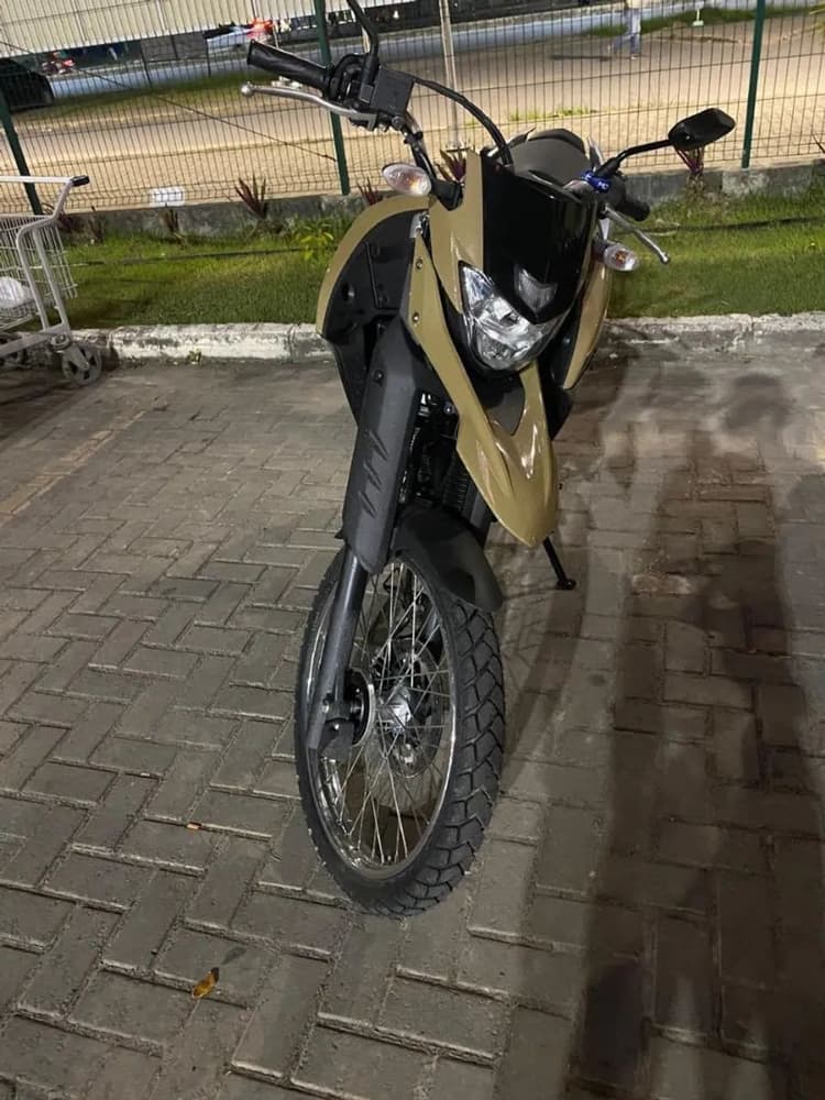 MOTO XTZ LANDER 2024