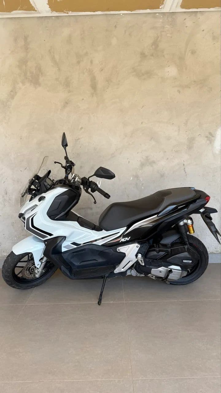 Honda ADV 150 