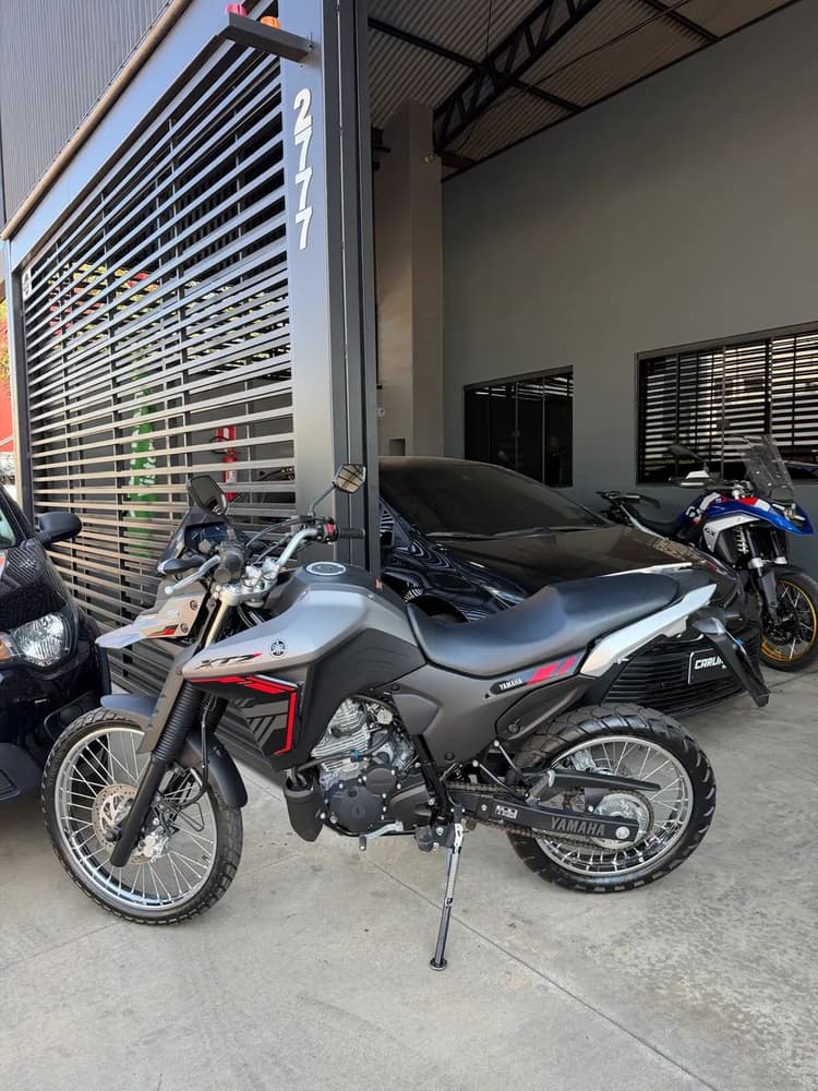 Yamaha Lander 