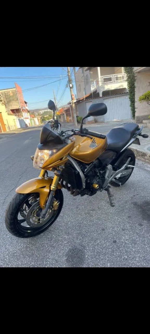 Só vendo hornet 