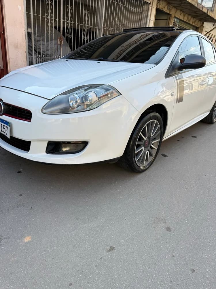 Fiat Bravo Sporting 1.8 Flex 16V 5P 2014
