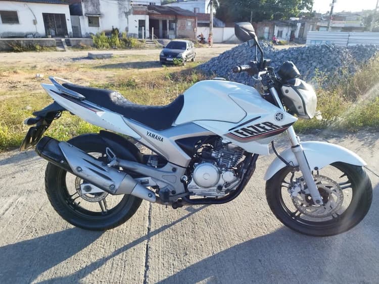Fazer 250, filé!!!!!!!! Perfeito estado ?