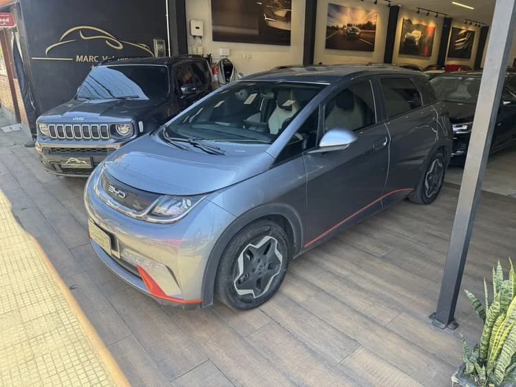 BYD Dolphin EV (Elétrico) 2024