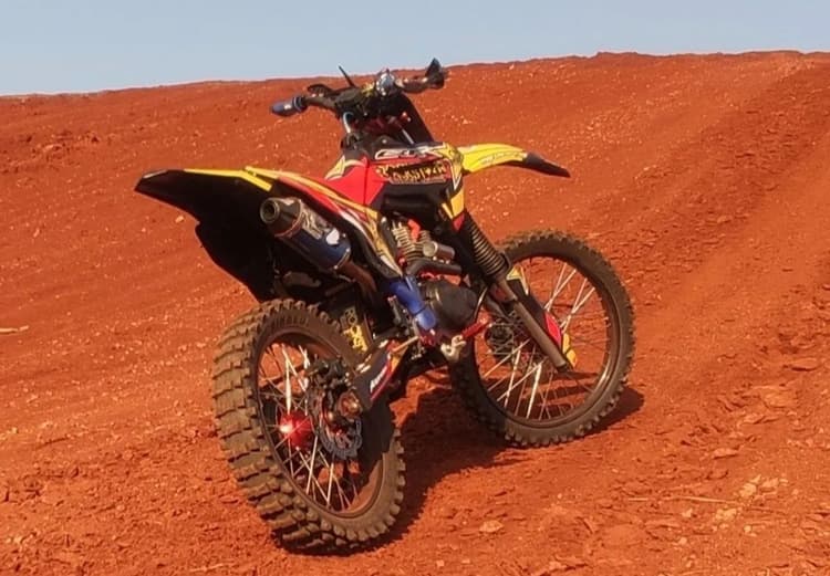 CRF 230  