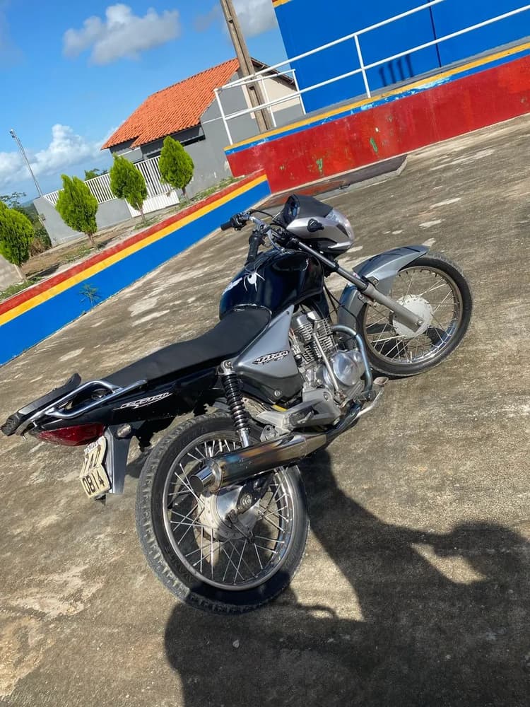 Vende-se moto CG150 