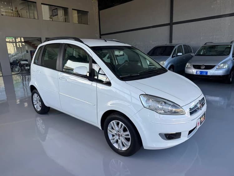 Fiat Idea Attractive 1.4 Fire Flex 8V 5P 2014
