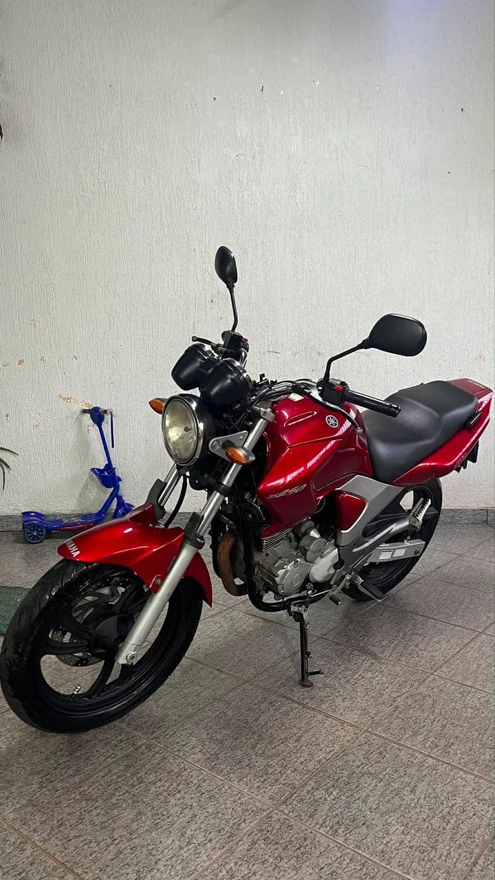 Fazer 2008 250