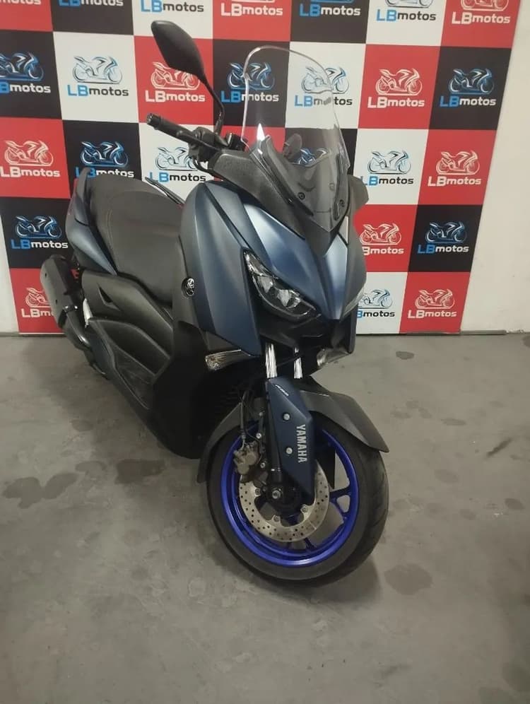 Xmax
