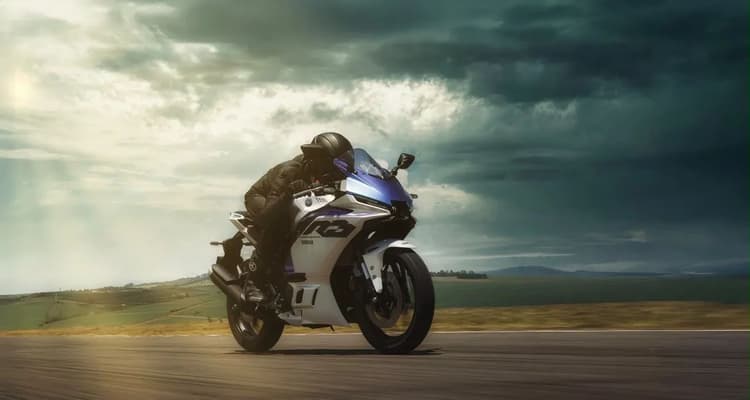 Yamaha R3 ABS 