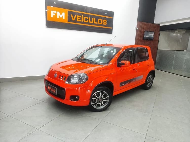 Fiat Uno Sporting 1.4 EVO Fire Flex 8V 4P 2013