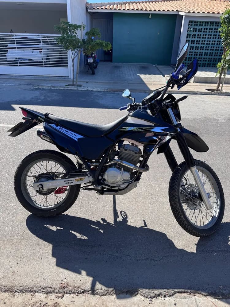 XR250 Tornado restaurada 