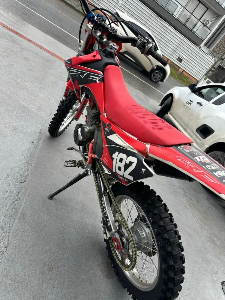 CRF 230 