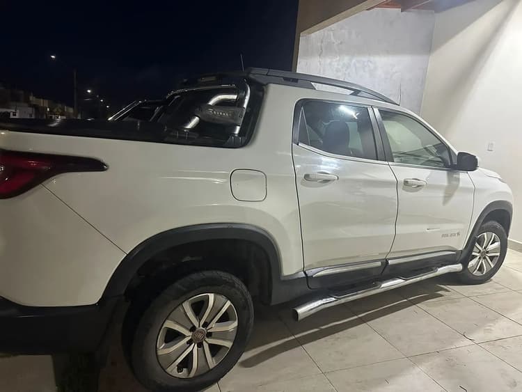 Fiat Toro Opening Edition 1.8 16V Flex Aut. 2017