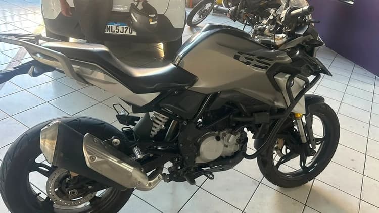 Moto confortável 