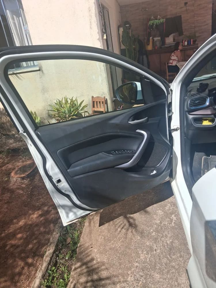 Fiat Cronos Precision 1.3 16V Flex Aut. 2023