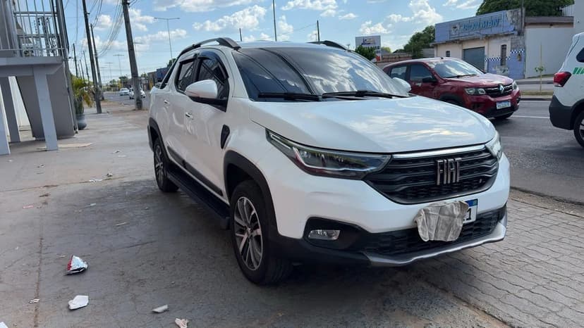 Fiat Strada Volcano 1.3 Flex 8V CD 2023