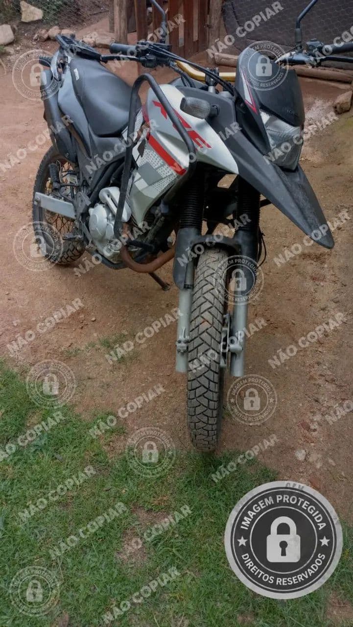 Xre300 