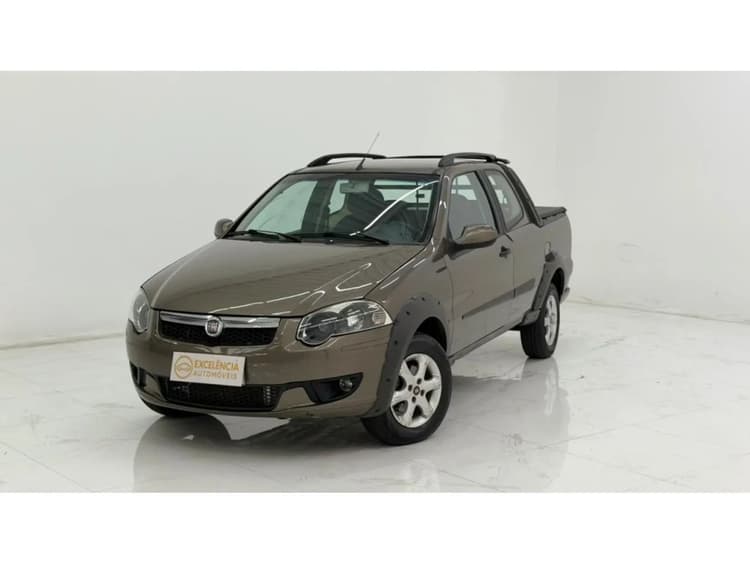Fiat Strada 2013