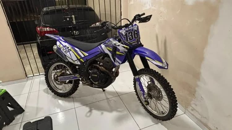vendo crf toda pronta e revisada!!!