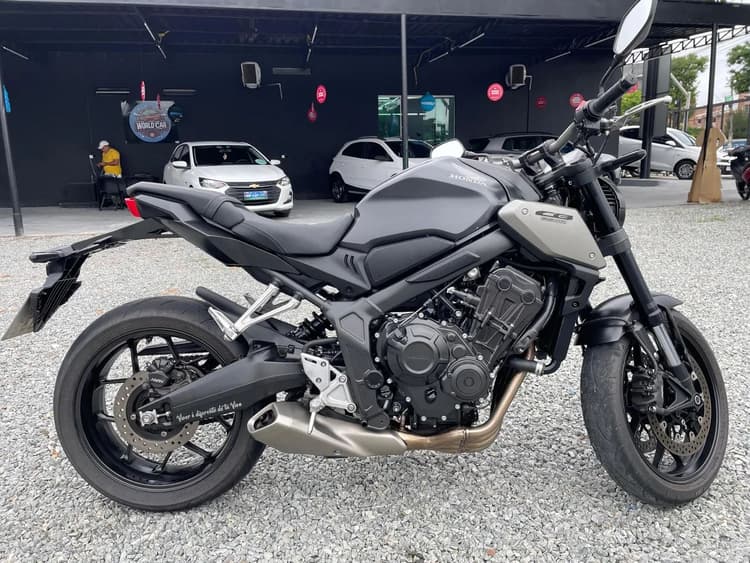 Vendo CB650R 