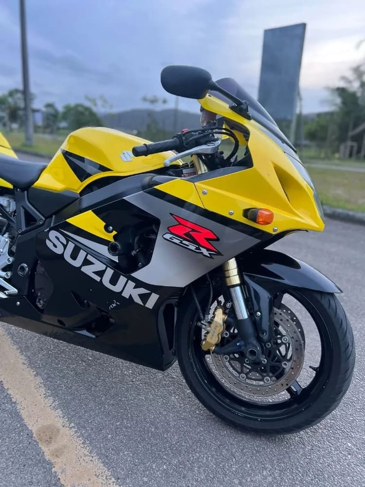 GSX-R SRED 750