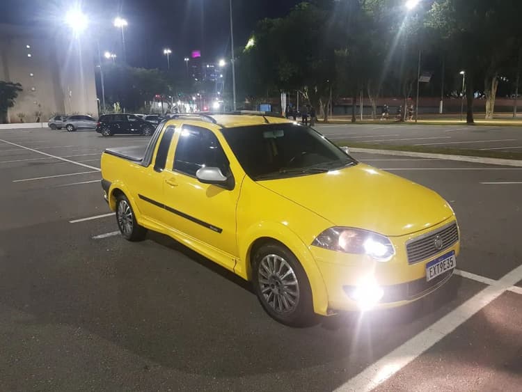 Fiat Strada Sporting 1.8 Flex 16V CE 2012