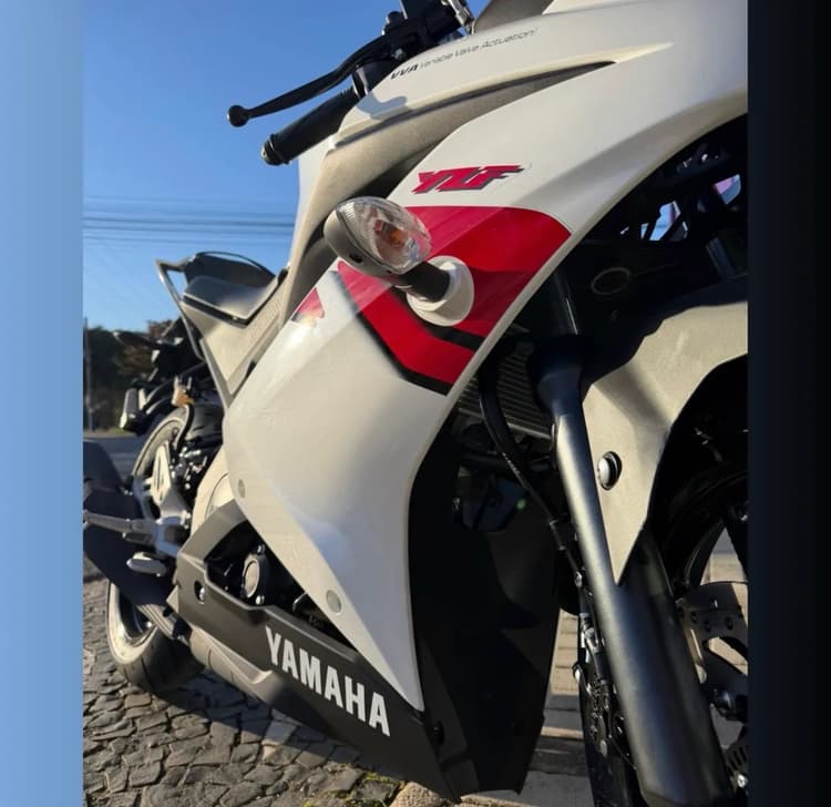YZF R15 2027 zero km 