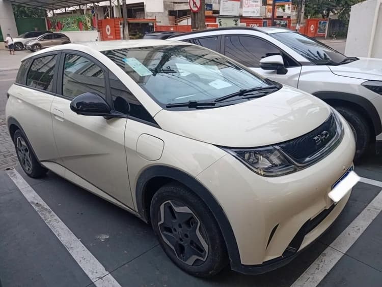 BYD Dolphin EV (Elétrico) 2026