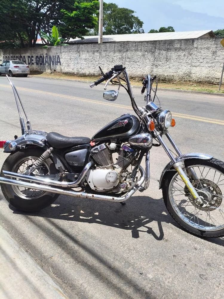 Virago 250 