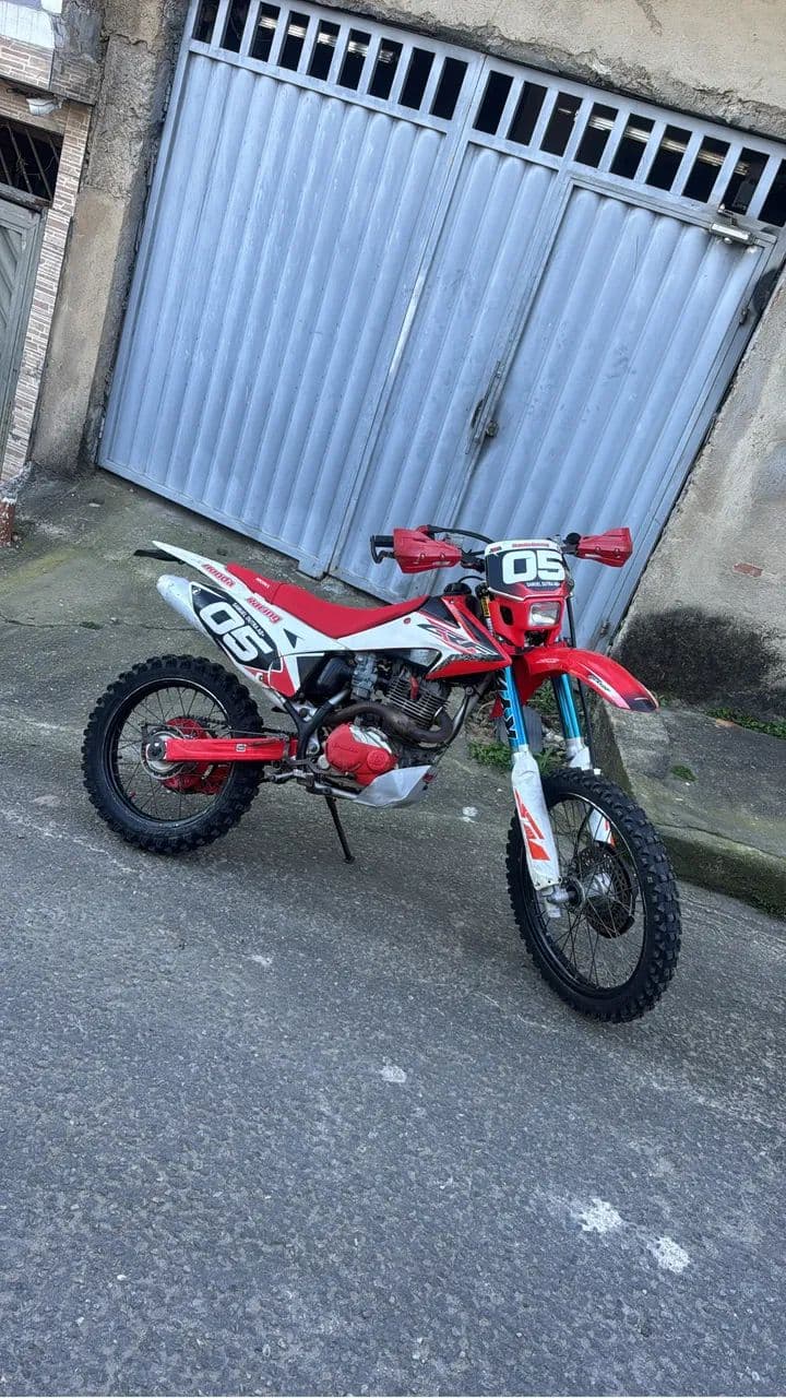 Honda CRF 230F 2011