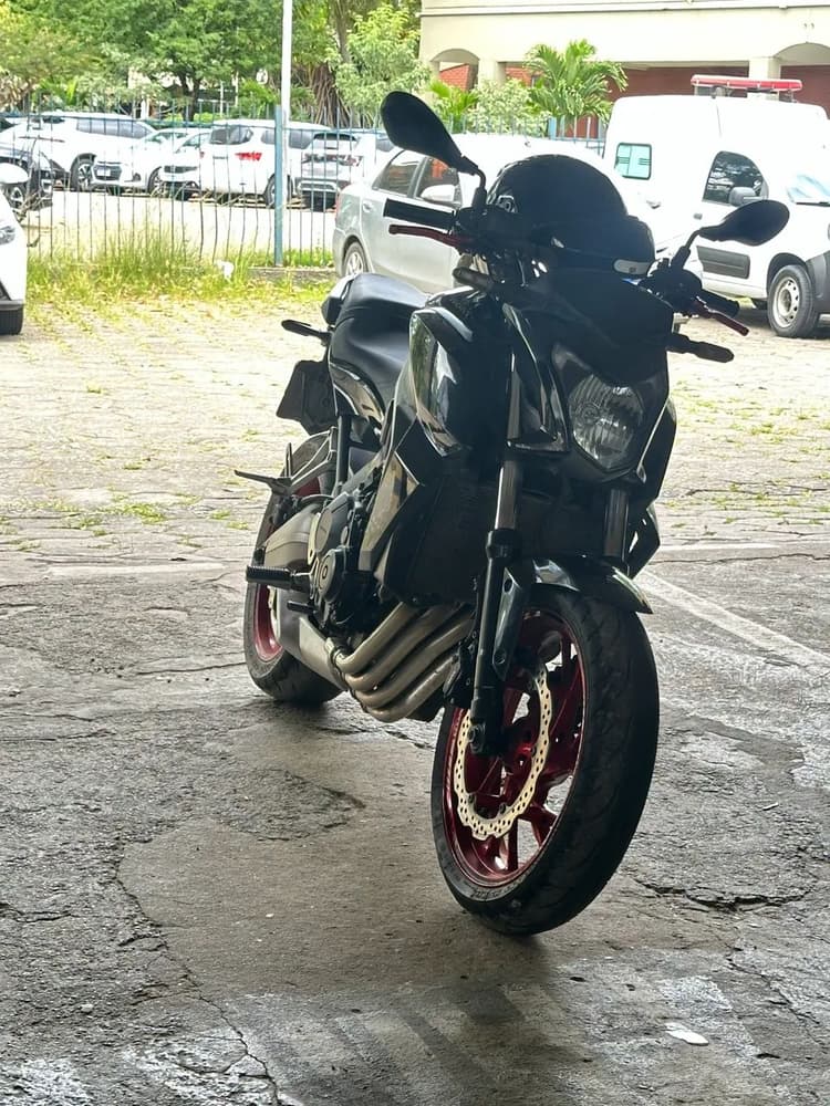 CB 650F ótimo estado, abaixo da fipe