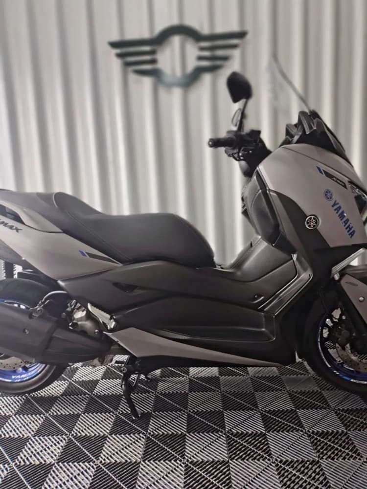 XMAX 250 ESTADO DE NOVA