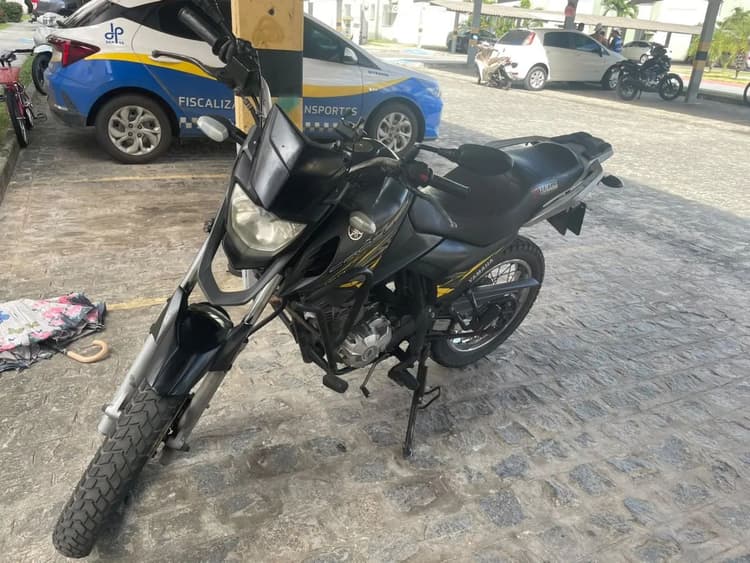 Moto Crosser ED XTZ 