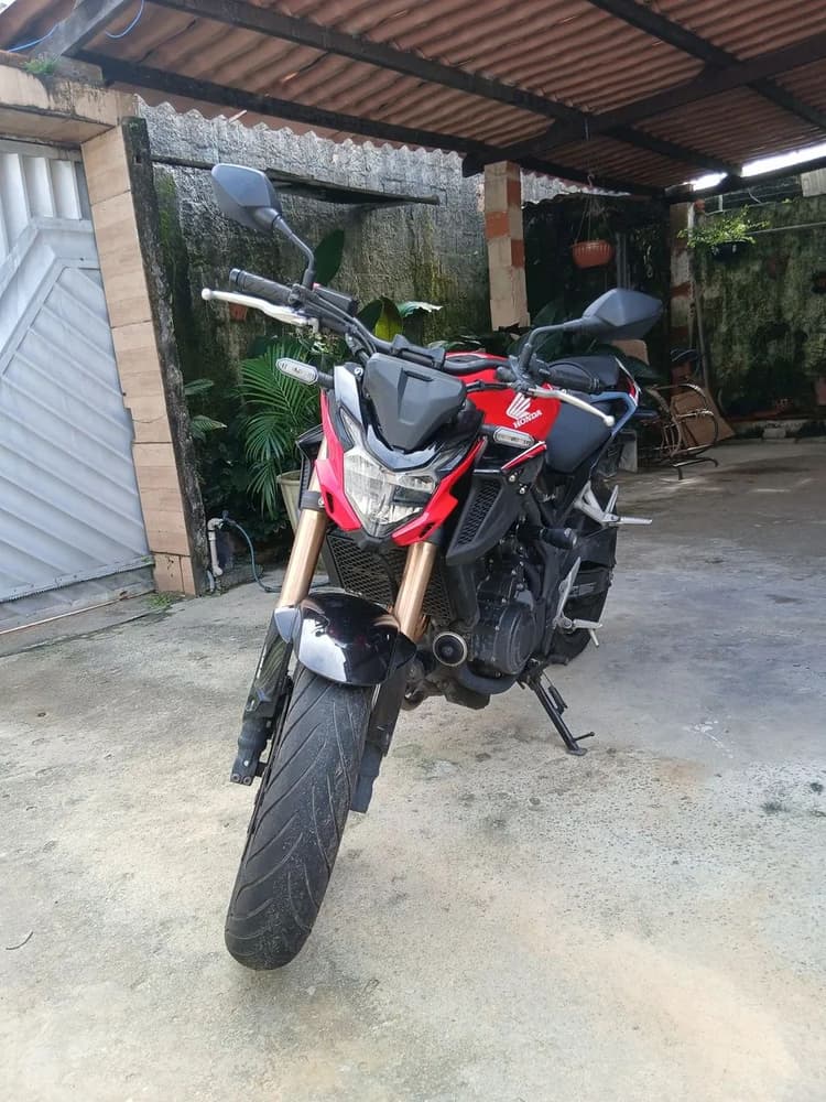 Honda cb500F