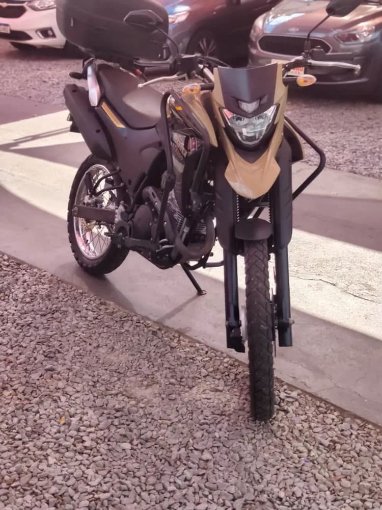 XTZ 250 LANDER