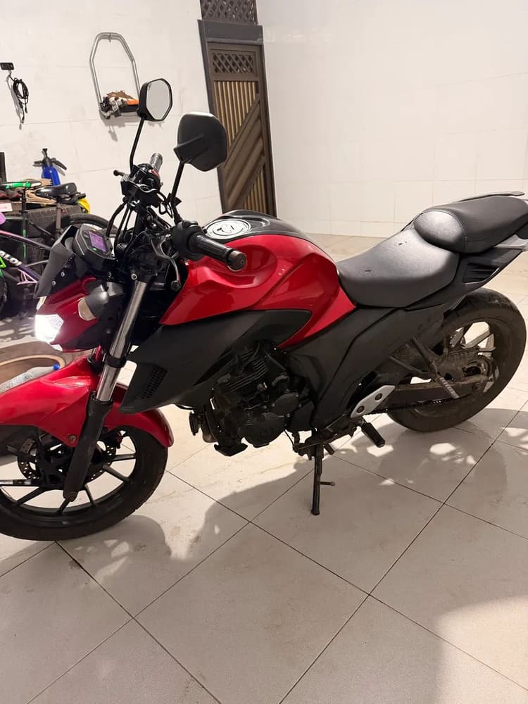 Fazer 250