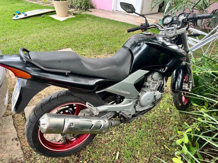 Yamaha Fazer 250 