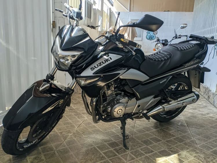 Suzuki 