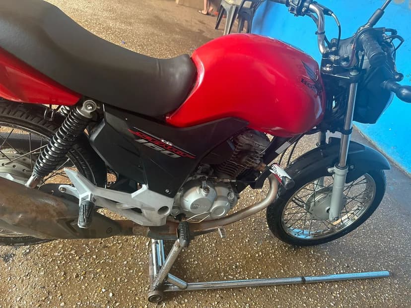 Vendo Honda 160 start 