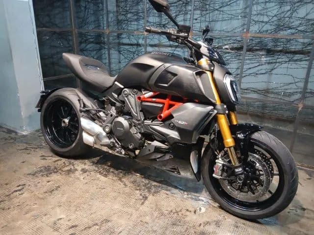 DUCATI DIAVEL 1260 S