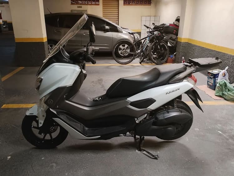 Nmax c/15 mil km 