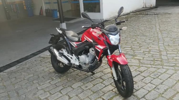 Honda cbtwister 