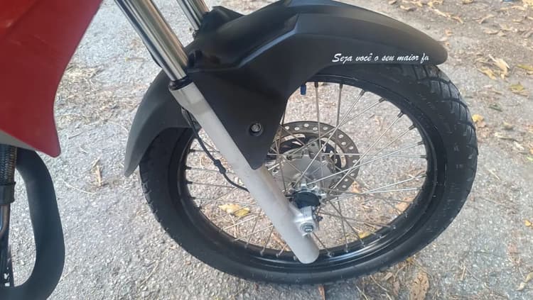 XRE 300 