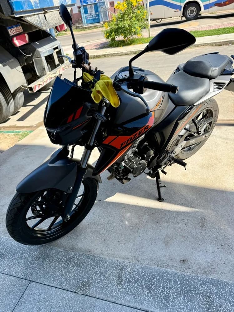 Vendo Fz25 2025