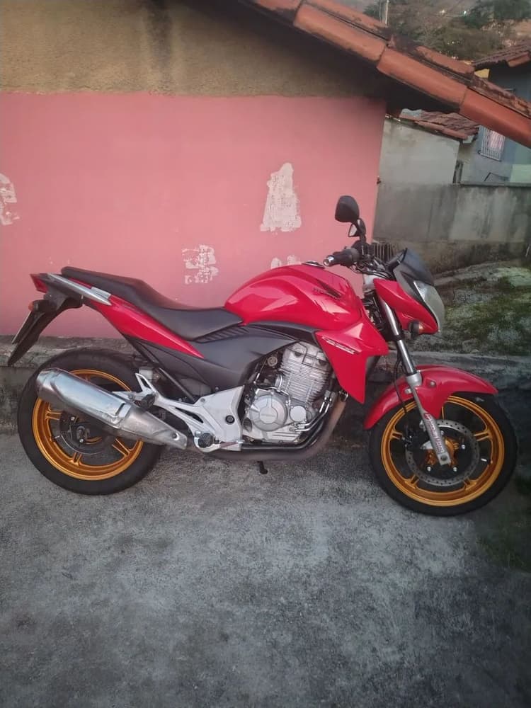 Cb300