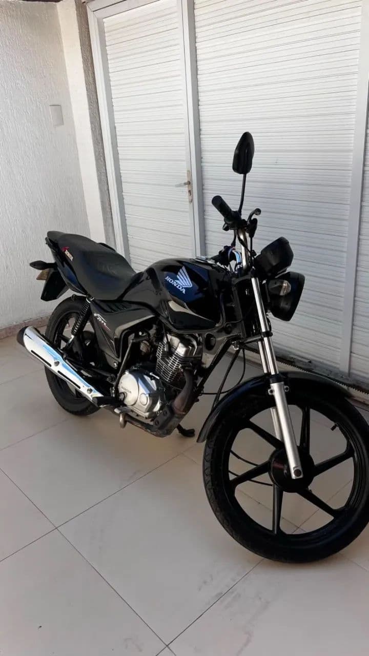 Troca e venda moto toda boa